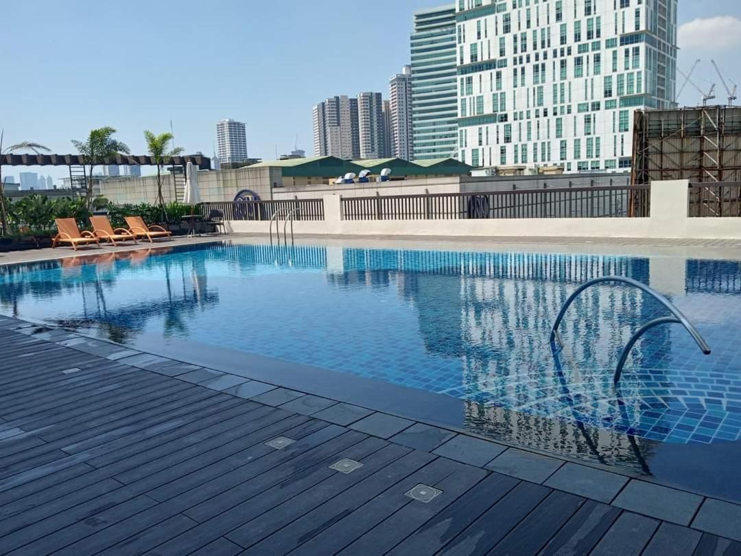 Manhattan Plaza Tower 1 Quezon City Dış mekan fotoğraf